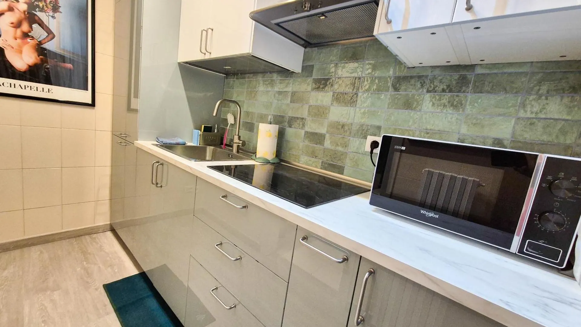 La Petite Maison Desenzano del Garda Apartment